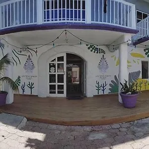 Les Trois Singes - Friendly Hostel אכסניה
